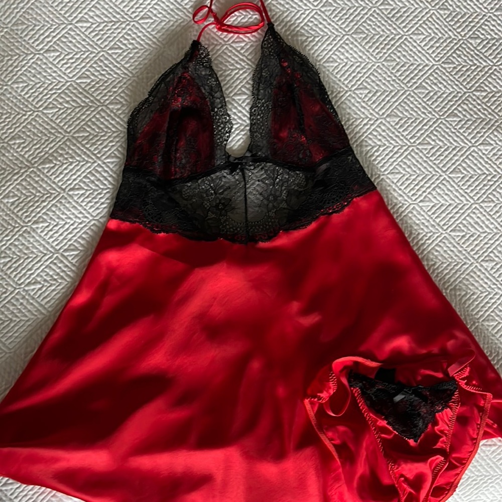 Victoria’s Secret Red and Black lingerie set Sz Med